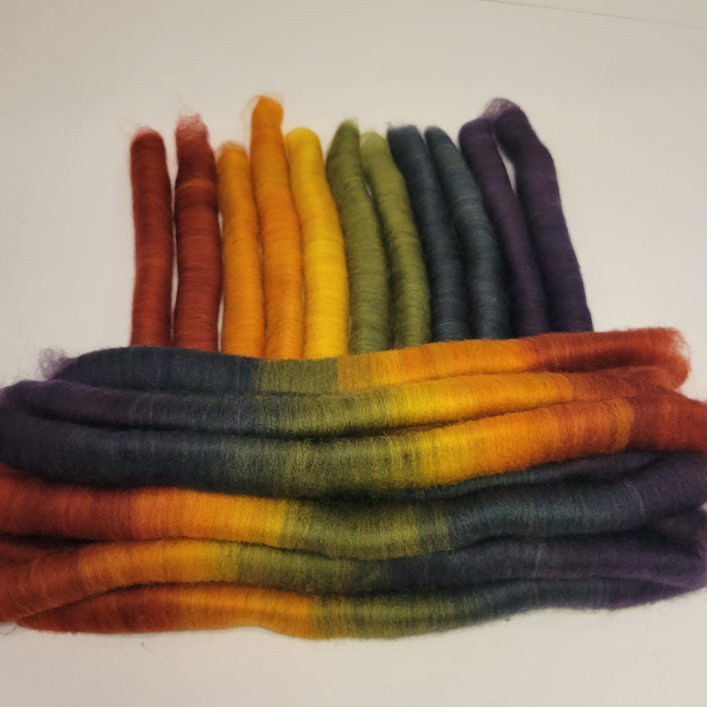 002 - Moody Rainbow Rolags