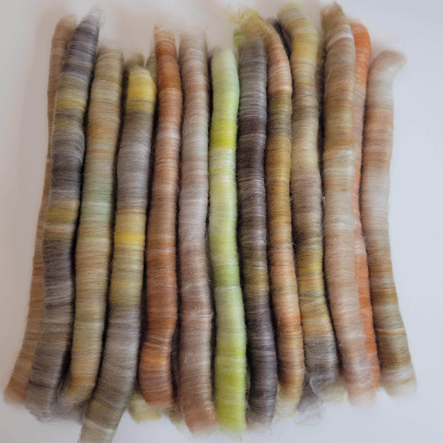 203 - Bamboo Fields Rolags (4.3 oz)