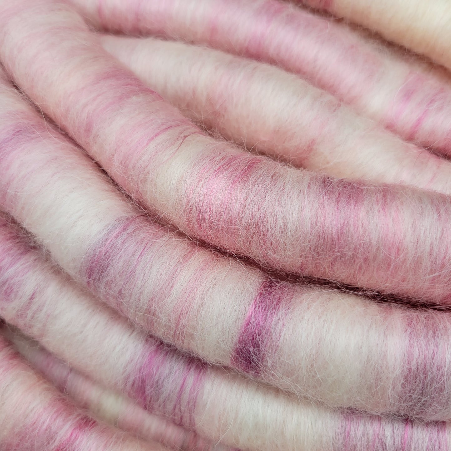 127 - Masham Melon Rolags (4.2 oz)