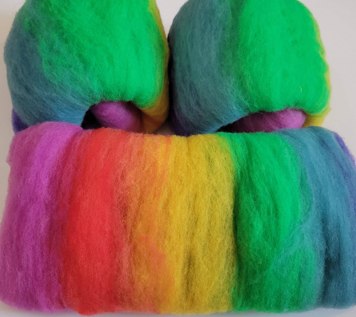 202 - Rainbow Polypay Mini Batts (4.7 oz)