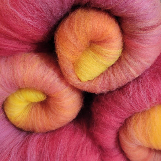 204 - Tulip Garden Mini Batts (4.9 oz)